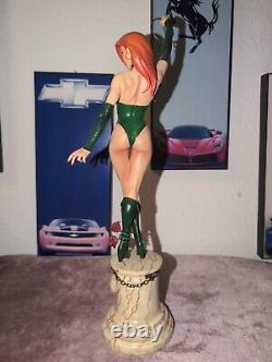 40CM Resin Figure Hand Painted CLAYBURN CS MOORE DAWN VARIANT EDITION STATUE Red