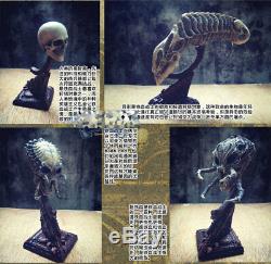 AVP Predator 16 Spoils of War 8 Skulls Resin GK Statue Collection Figure Suit