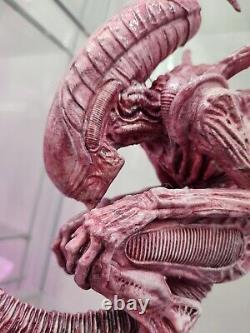 Alien Embryo Statue Custom Fan Art Resin Figure, Predator Alien Statue