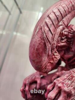 Alien Embryo Statue Custom Fan Art Resin Figure, Predator Alien Statue