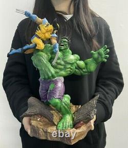 Anime Hulk Vs Wolverine Movie Resin 30cm Action Figure Statue Collectible Toy