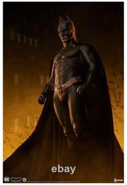 BATMAN Batman Begins Batman Premium Format Figure 1/4 Statue Sideshow