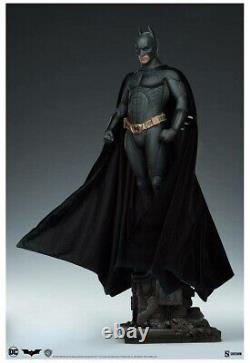 BATMAN Batman Begins Batman Premium Format Figure 1/4 Statue Sideshow