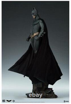 BATMAN Batman Begins Batman Premium Format Figure 1/4 Statue Sideshow