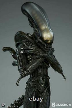 BRAND NEW SEALED Collectable ALIEN Internecivus Raptus Statue Figure