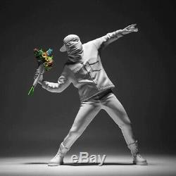 Banksy flower thrower Love is in the air statue figure decoration