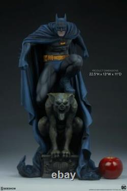 Batman Batman Premium Format 23 Statue (OE) SID300747