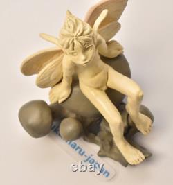 Berserk Puck Resin Statue White Figure Fairy Art of War limited Kentaro Miura