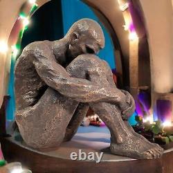 Bronze-Style Male Sculpture Modern Statue Resin Ornament, Artistic Home Decor