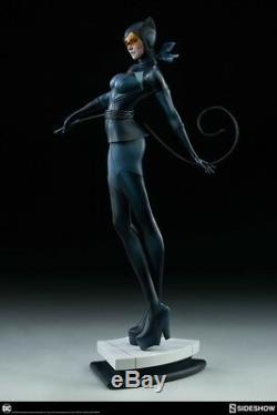 Catwoman Selina Kyle Stanley Artgerm Lau Artist Series Statue Figure by Sideshow