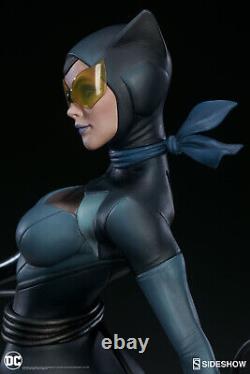 Catwoman Statue Stanley Artgerm Lau Artist Series Sideshow Ltd to 750