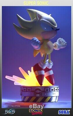 Classic Super Sonic Exclusive First4Figures Resin Statue