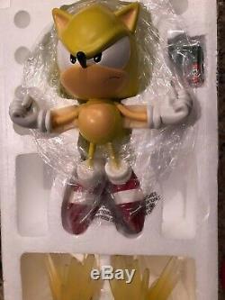 Classic Super Sonic Exclusive First4Figures Resin Statue