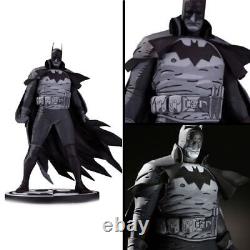 DC Batman Statue Resin 1/10 Gotham by Gaslight Batman Black And White McFarlane
