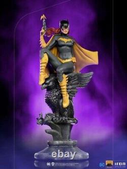 DC Comics Batgirl DLX 1/10 Statue