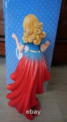 DC Comics Supergirl Enesco Couture De Force Statue Figure boxed superman