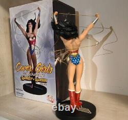 DC Wonder Women Cover Girl Statue 1199/5000 Limited Edition By Adam Hughes 2009
