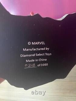 DIAMOND SELECT TOYS Marvel Premier Collection Deadpool Resin Statue 218/3000