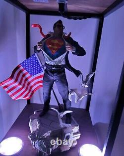 Dc Superman Clark Kent Deluxe Art Scale 1/10 statue Iron Studios Sideshow