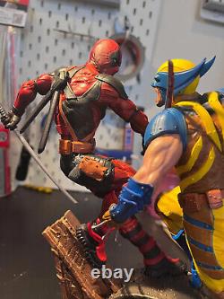 Deadpool vs Wolverine Custom Painted Resin Statue 1/6