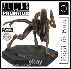 EAGLEMOSS XXL MEGA ALIEN RUNNER / DOG ALIEN vs PREDATOR 30CM Statue Figure