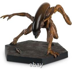 EAGLEMOSS XXL MEGA ALIEN RUNNER / DOG ALIEN vs PREDATOR 30CM Statue Figure