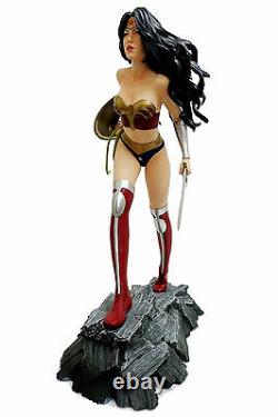 Exclusive Fantasy Figure Gallery Wonder Woman Variant Resin Statue by Luis Royo