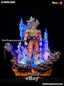 Figure Class Dragon Ball Super Master Ultra instinct Son Goku MUI resin statue