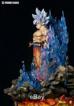 Figure Class Dragon Ball Super Master Ultra instinct Son Goku MUI resin statue 1