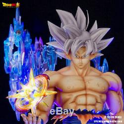 Figure Class Dragon Ball Super Master Ultra instinct Son Goku MUI resin statue 2