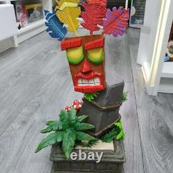 First4Figures Crash Bandicoot Mini Aku Aku Mask Standard Companion Edition