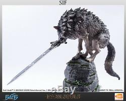 First4Figures Dark Souls Sif the Great Grey Wolf Statue Mint in Box