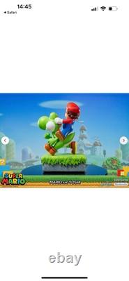 First4Figures Super Mario And Yoshi Collector Standard Edition Resin statue
