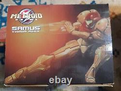 First 4 Figures Samus Varia Suit Metroid # 0053/2500 Resin Statue