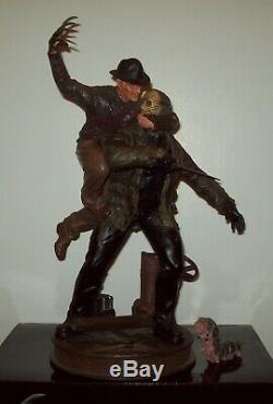 Freddy Vs. Jason Exclusive Scream Scene Sideshow Statue premium format figure