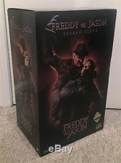 Freddy Vs. Jason Exclusive Scream Scene Sideshow Statue premium format figure