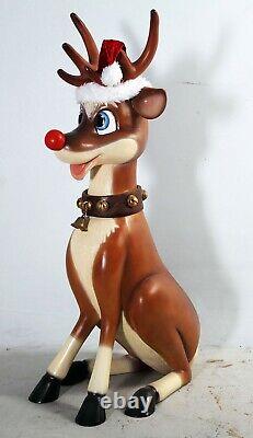 Funny Reindeer Sitting Statue Comic Cute Cartoon Reindeer Figure Lifesize Models