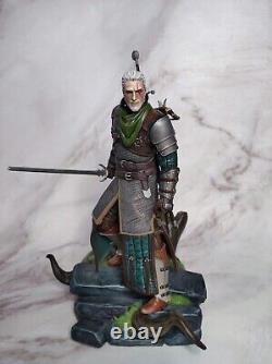 Geralt of Rivia figure The Witcher 3 Ursine armor Unique statue 11 inches