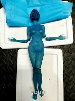 Giant Halo Cortana 1ft Statue Figure (translucent)