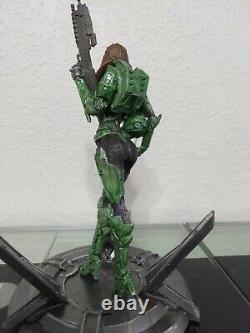 Halo Master Chief (Female) 9 Statue Figure + Cortana