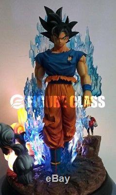 In stockDragon Ball Z Figure Class Ultra Instinct Goku Resin Statue