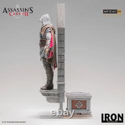 Iron Studios Assassin's Creed II Ezio Auditore Deluxe Art Scale 1/10 Statue