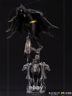 Iron Studios Batman Returns Batman Deluxe BDS Art Scale Statue 1/10