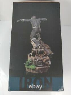 Iron Studios Black Panther Battle Diorama 110 Scale Statue Figure Movie
