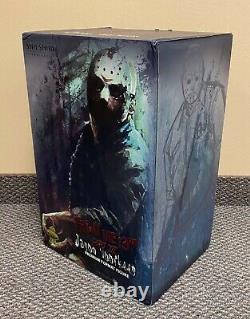 Jason Premium Format Figure #37/200 Exclusive Sideshow Statue Friday the 13th