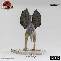 Jurassic Park Dilophosaurus 110 Scale Statue Iron Studios