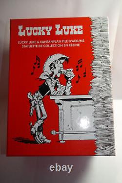 Lucky Luke & Rantanplan With Book Stack Resin Figure Statue Collectoys 23Cm