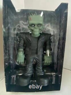 MEZCO Frankenstein Monster Figure 46cm 18in Big Statue Figure Boxed Toys