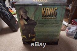 MINT Weta Statue King Kong Vs V Rex Figure Big Figures MINT original box