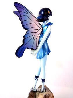 Manga / Anime Female 1/8 Fairy Vinyl Model Kit Statue Unique Rock Base